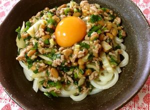 ひき肉と納豆のピリ辛味噌スタミナうどん♪-レシピのメイン写真