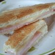 超簡単!ハムとチーズのホットサンド