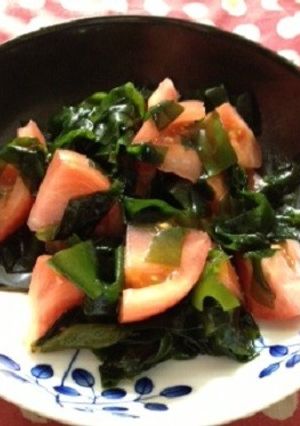 超かんたん！トマトとわかめのサラダ-レシピのメイン写真