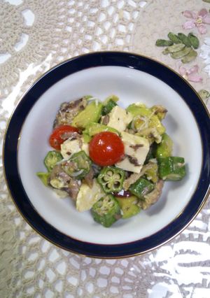 アボカドとトマトと豆腐のカラフルサラダ-レシピのメイン写真
