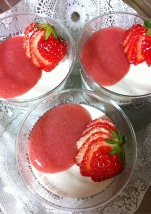 苺ムースで1歳のバースデー♡-レシピのメイン写真