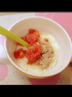 離乳食レンジでトマトとツナのパン粥-レシピのメイン写真