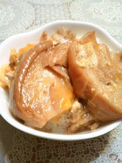 ボリューム満点☆麩と肉の卵とじ丼♪-レシピのメイン写真