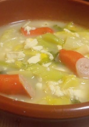 セロリ救済！豆腐入りヘルシースープ♪-レシピのメイン写真