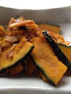 材料二つだけ かぼちゃとベーコンの炒め物-レシピのメイン写真