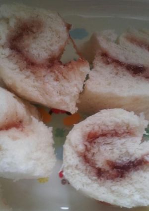 食パンで！！簡単ロールケーキ風♪-レシピのメイン写真