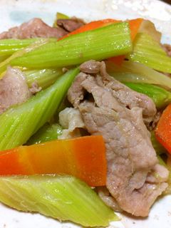 セロリの炒め物-レシピのメイン写真