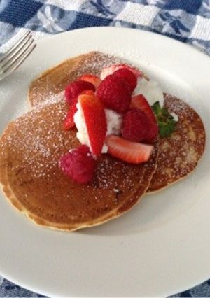 簡単ホットケーキ ☻ ほとんど小麦なし-レシピのメイン写真