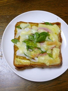 新たまねぎのカレーマヨトースト♪-レシピのメイン写真