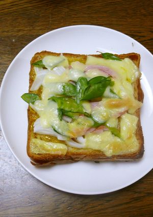 新たまねぎのカレーマヨトースト♪-レシピのメイン写真