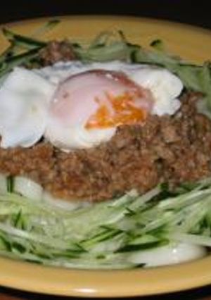 肉味噌うどん　卵のっけ-レシピのメイン写真