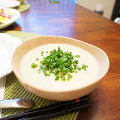 รูปของ カリフラワーと豆乳のスープ