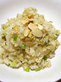 アーモンド入りアサリご飯-レシピのメイン写真