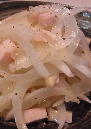 新タマネギとスモークチキンの柑橘マリネ-レシピのメイン写真