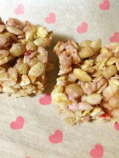 カシス味のグラノーラバー-レシピのメイン写真