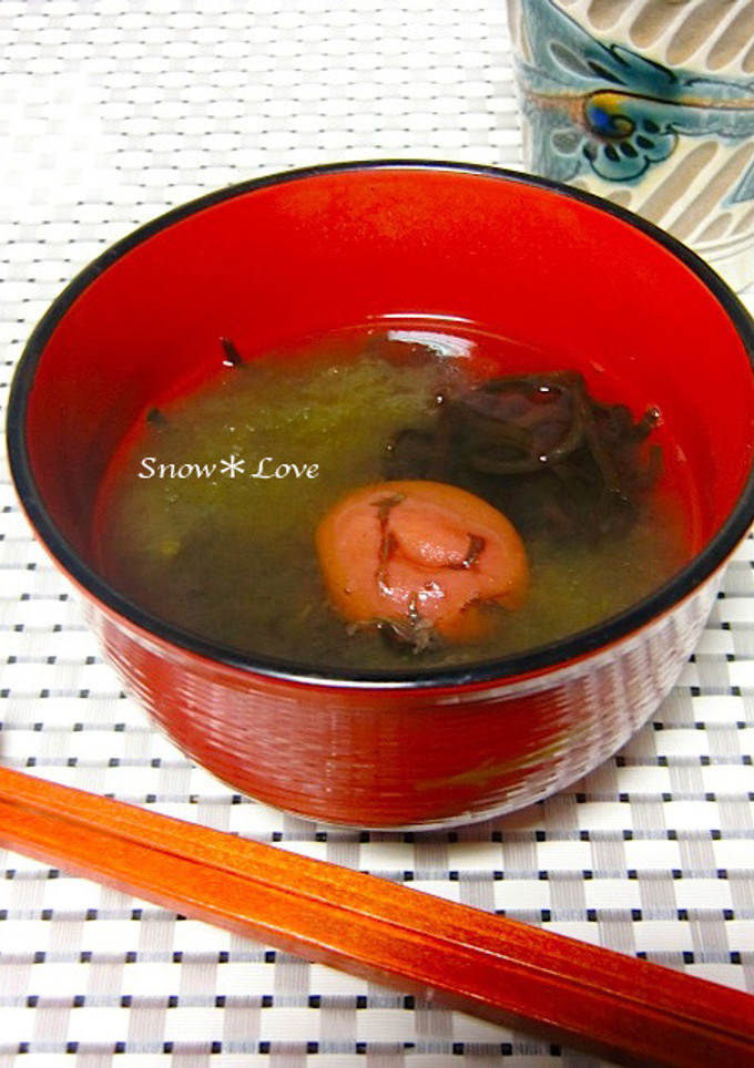 母の作る☆とろろ昆布と塩こんぶのお吸い物-レシピのメイン写真