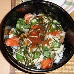 いくらサーモンやまかけオクラ丼-レシピのメイン写真