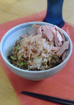 シンプルご馳走 納豆丼【糖質制限】-レシピのメイン写真