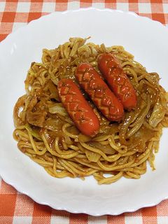 フライパンで作るインドカリーで焼きそば-レシピのメイン写真