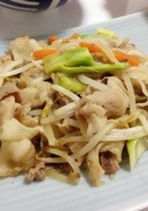 ブロッコリーの茎で‼簡単★豚肉炒め-レシピのメイン写真