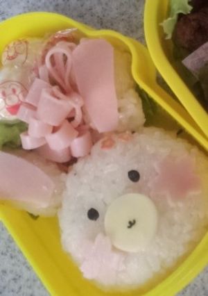 キャラ弁 簡単さくらほっぺのウサギさん-レシピのメイン写真