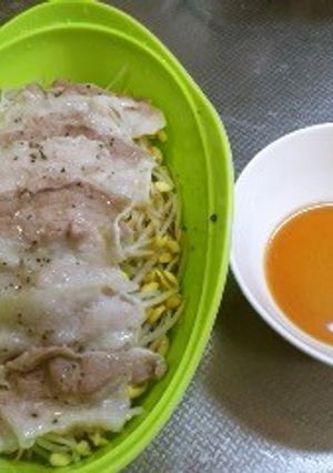 豚バラもやし蒸し（単身用）-レシピのメイン写真