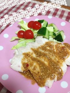 鶏胸肉♡無加水鍋で簡単しっとり蒸し鶏♪♪-レシピのメイン写真