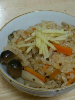 簡単☆生姜こんぶ炊き込みご飯-レシピのメイン写真