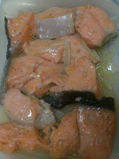 ☆ルクエでサーモンの蒸し焼き☆-レシピのメイン写真