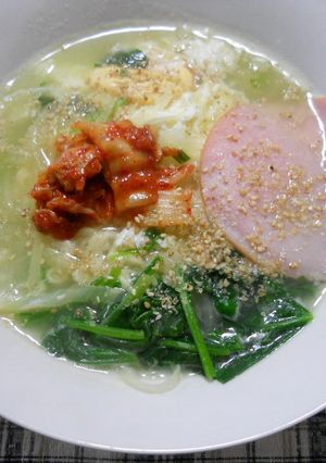 キムチ　塩ラーメン♪-レシピのメイン写真