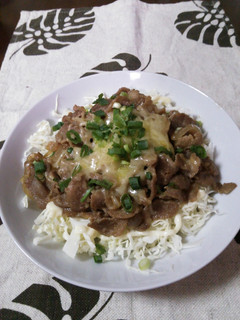 チーズ豚しょうが焼き丼-レシピのメイン写真