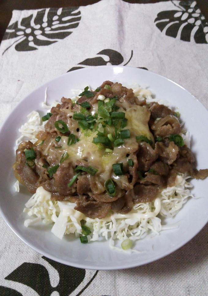 チーズ豚しょうが焼き丼-レシピのメイン写真