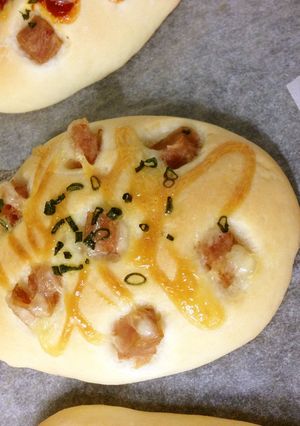SPAMで！子供も大喜びのおかずパン-レシピのメイン写真