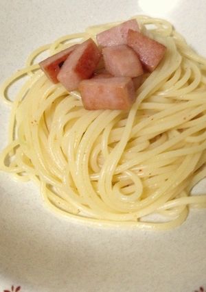 スパムと玉ねぎでペペロンチーノ♪-レシピのメイン写真