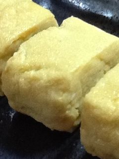 ちょっぴり甘いだし巻き卵(手順付き)-レシピのメイン写真