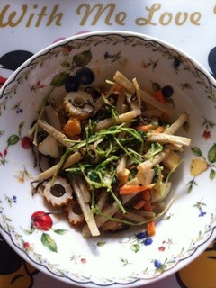 塩昆布と豆苗の簡単サラダ-レシピのメイン写真