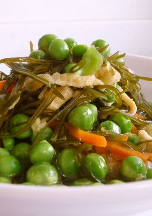 むきえんどう豆と糸昆布の煮つけ-レシピのメイン写真