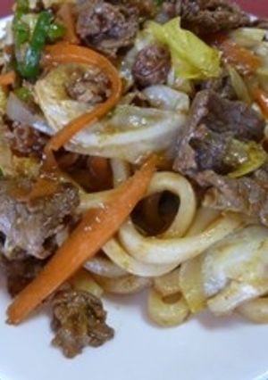 フライパンで作るインドカリーで焼うどん-レシピのメイン写真