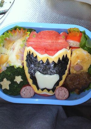 キョウリュウジャーレッドキャラ弁-レシピのメイン写真
