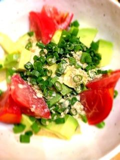 アボカドと豆腐のサラダ自家製ドレッシング-レシピのメイン写真