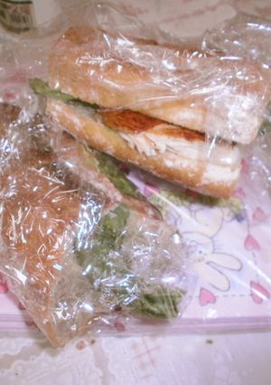 お弁当♡フランスパン照り焼きチキンサンド-レシピのメイン写真