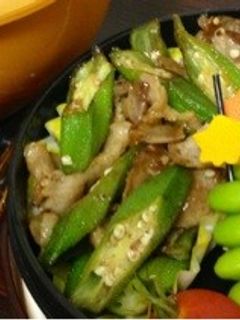 お弁当に♪豚とオクラの梅ポン炒め-レシピのメイン写真
