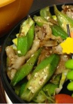 お弁当に♪豚とオクラの梅ポン炒め-レシピのメイン写真