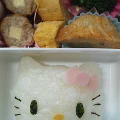 รูปของ キャラ弁キティちゃん♪