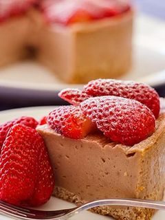 苺のチーズケーキ (乳製品、小麦粉なし)-レシピのメイン写真