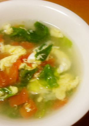 ヘルシー！レタスとトマトの中華スープ♪-レシピのメイン写真