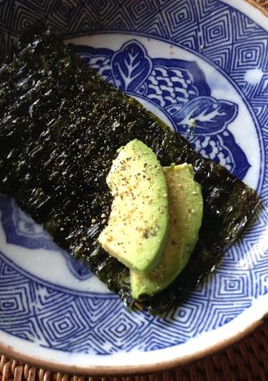 ビールに！アボカドの韓国海苔巻き-レシピのメイン写真