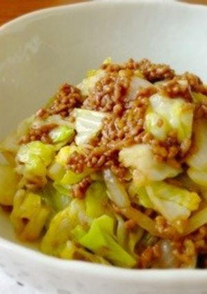 簡単おいし〜♪キャベツと挽肉甘辛炒め-レシピのメイン写真