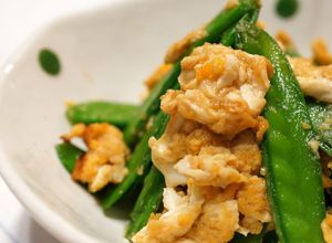 定番の味【さやえんどうの卵とじ】-レシピのメイン写真