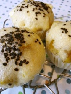 サツマイモとチーズの蒸しパン♪-レシピのメイン写真